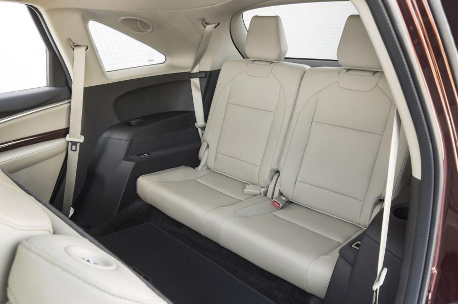 Интерьер Acura MDX (YD3) 2013 года  (NA) (фото 35 из 244)